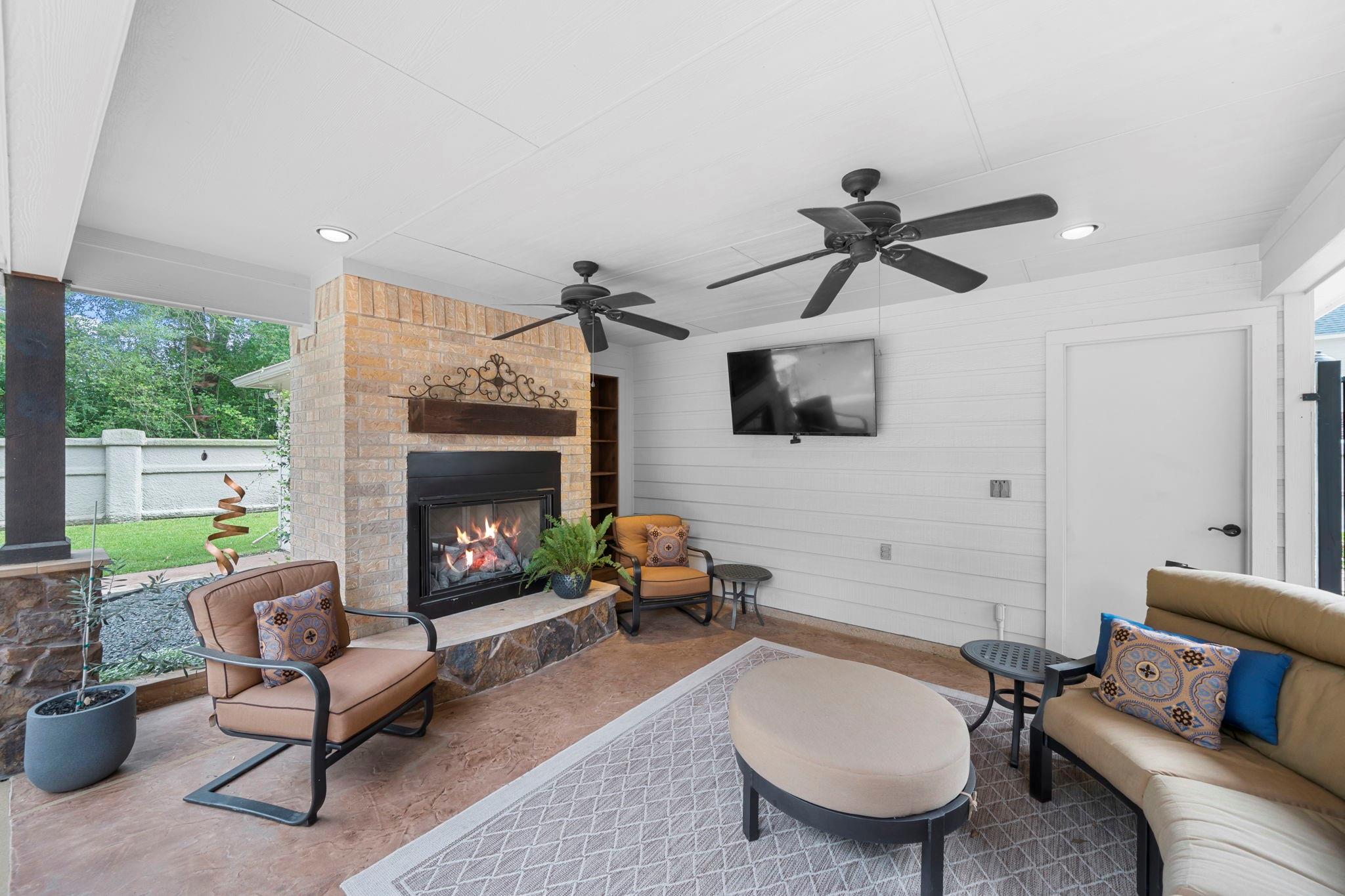 16607 Hope Farm Lane