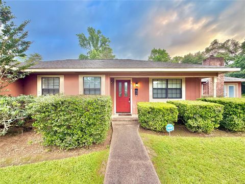2735 Webster Street Liberty TX 77575