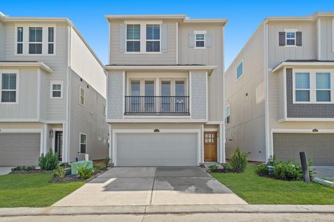 Photo of 13305 Moncloa Drive, Houston, TX 77047 (MLS # 42363921)