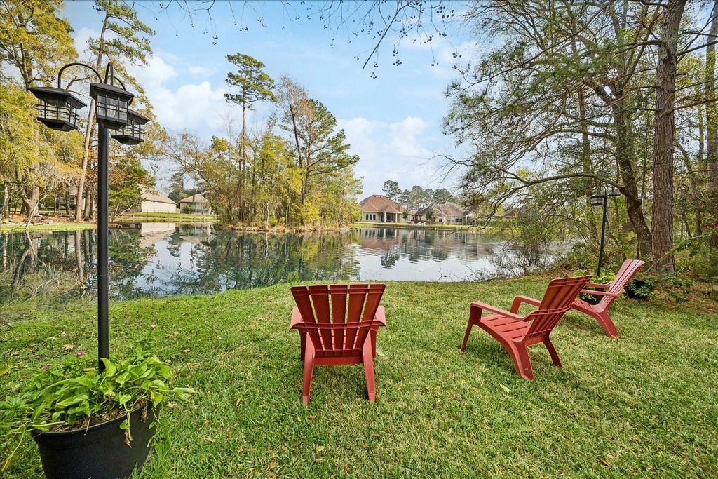 Photo of 21018 Kings River Point, Kingwood, TX 77346 (MLS # 40155855)