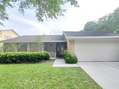 Photo of 3002 Frontier Drive, Sugar Land, TX 77479 (MLS # 43273825)
