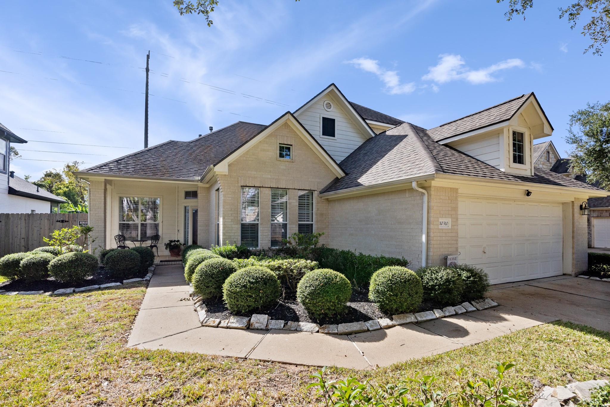 10310 Five Oaks Lane