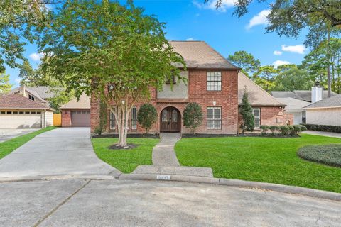Photo of 6711 Walton Heath Drive, Houston, TX 77069 (MLS # 31196930)