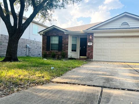 Photo of 17314 S Summit Canyon Drive, Houston, TX 77095 (MLS # 41572947)
