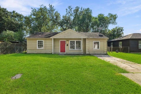 Photo of 3938 Alsace Street, Houston, TX 77021 (MLS # 60496724)