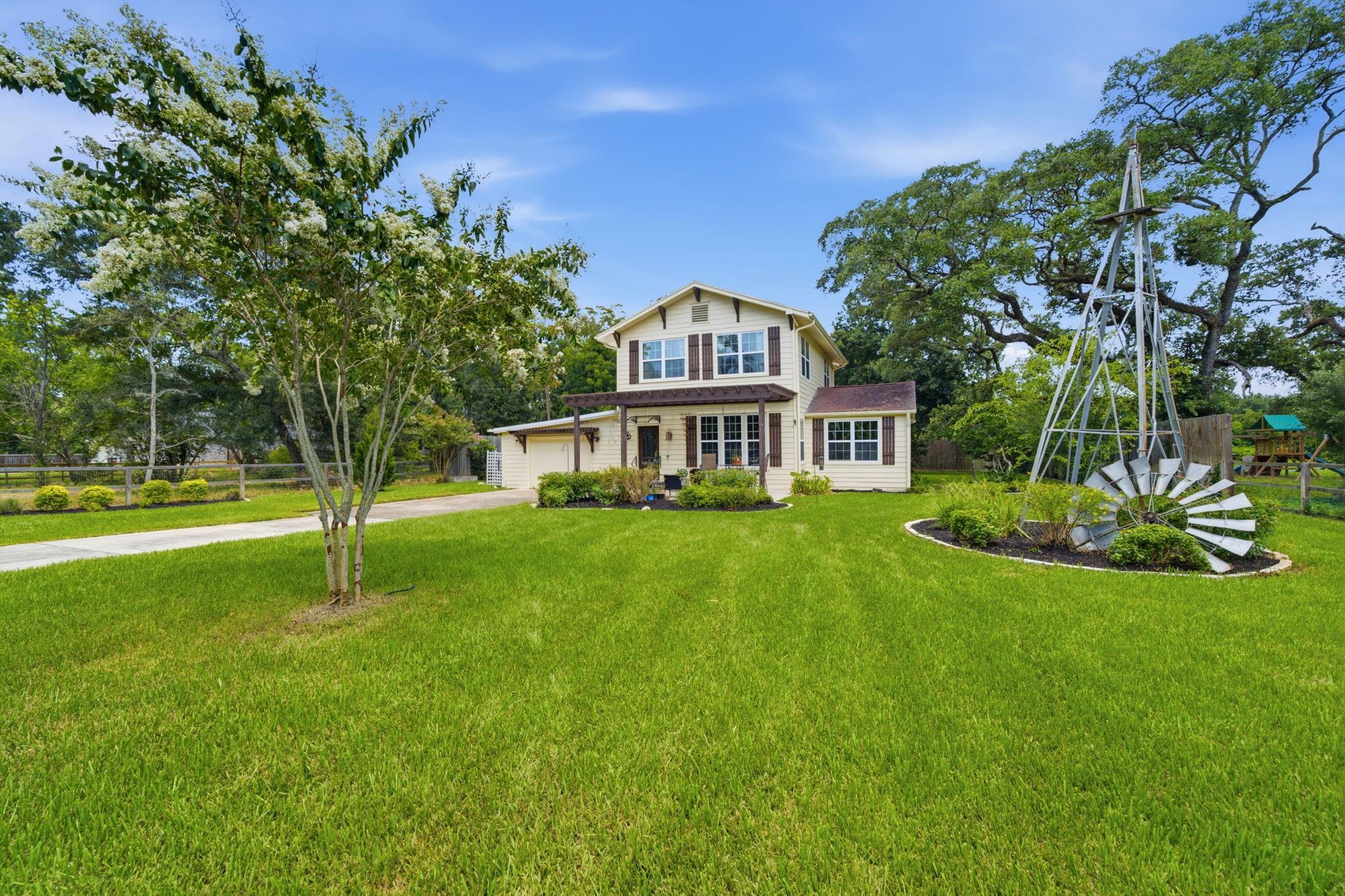 5313 Palm Drive