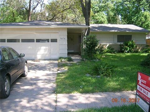 Photo of 1914 Westcrest Drive, Houston, TX 77055 (MLS # 57298773)