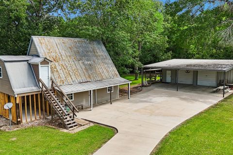 Photo of 164 N Frank Road, Trinity, TX 75862 (MLS # 12934409)
