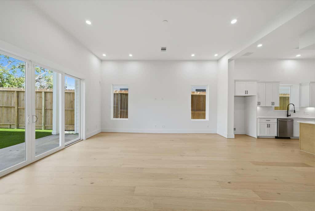 Photo of 1227 Prince Street, Houston, TX 77008 (MLS # 22766797)