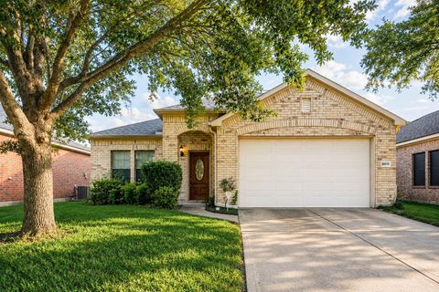 Photo of 24314 Courtland Oaks Street, Katy, TX 77494 (MLS # 37798782)