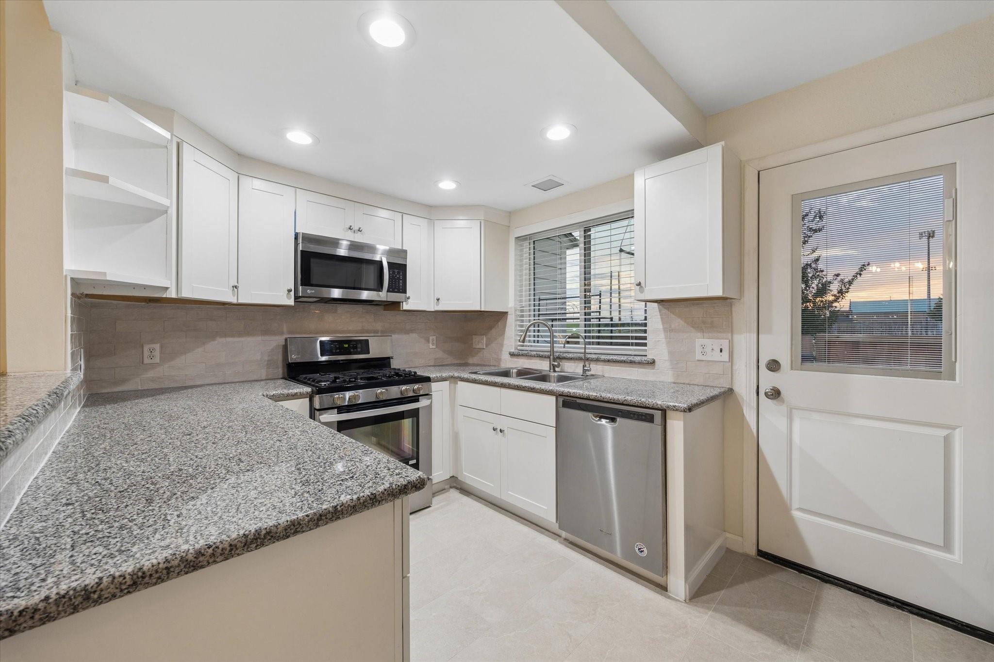 2808 Grants Lake Boulevard 701
