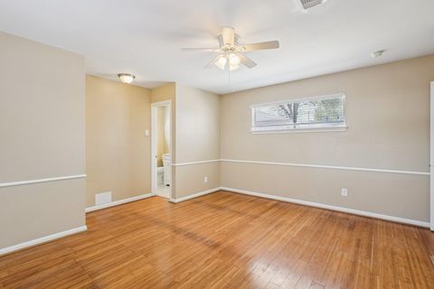 Tiny photo for 10015 Warwana Road, Houston, TX 77080 (MLS # 19569514)