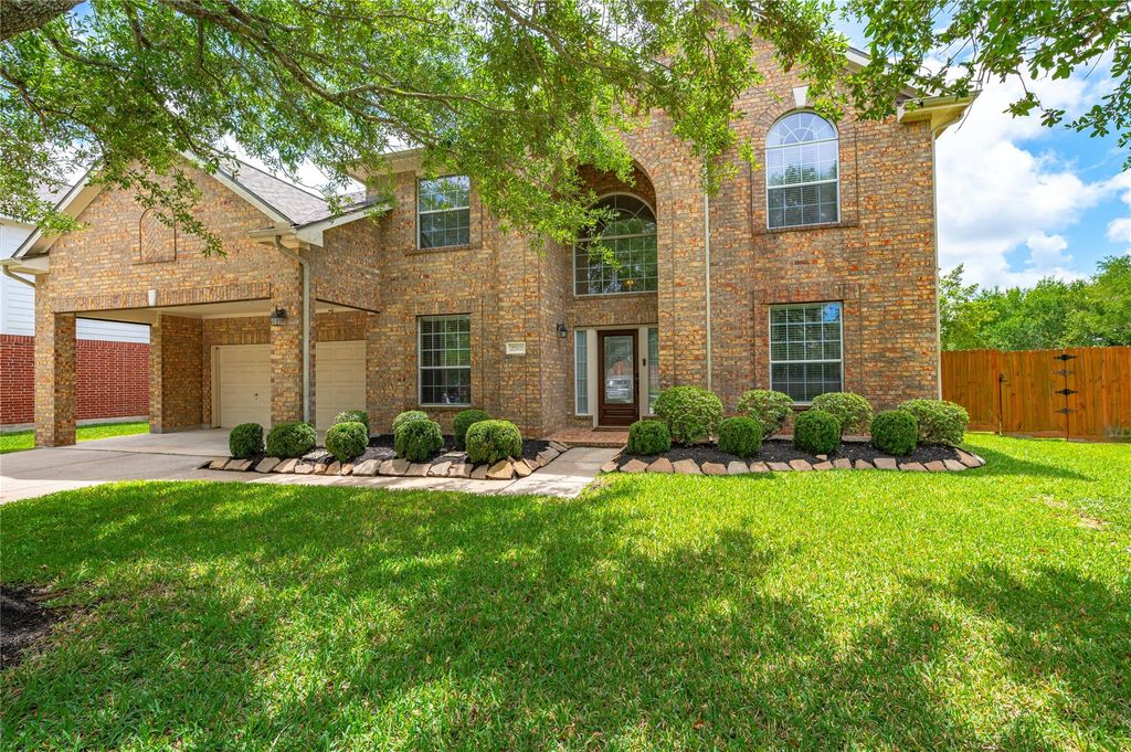 Photo of 2515 Bennington Court, League City, TX 77573 (MLS # 88570157)