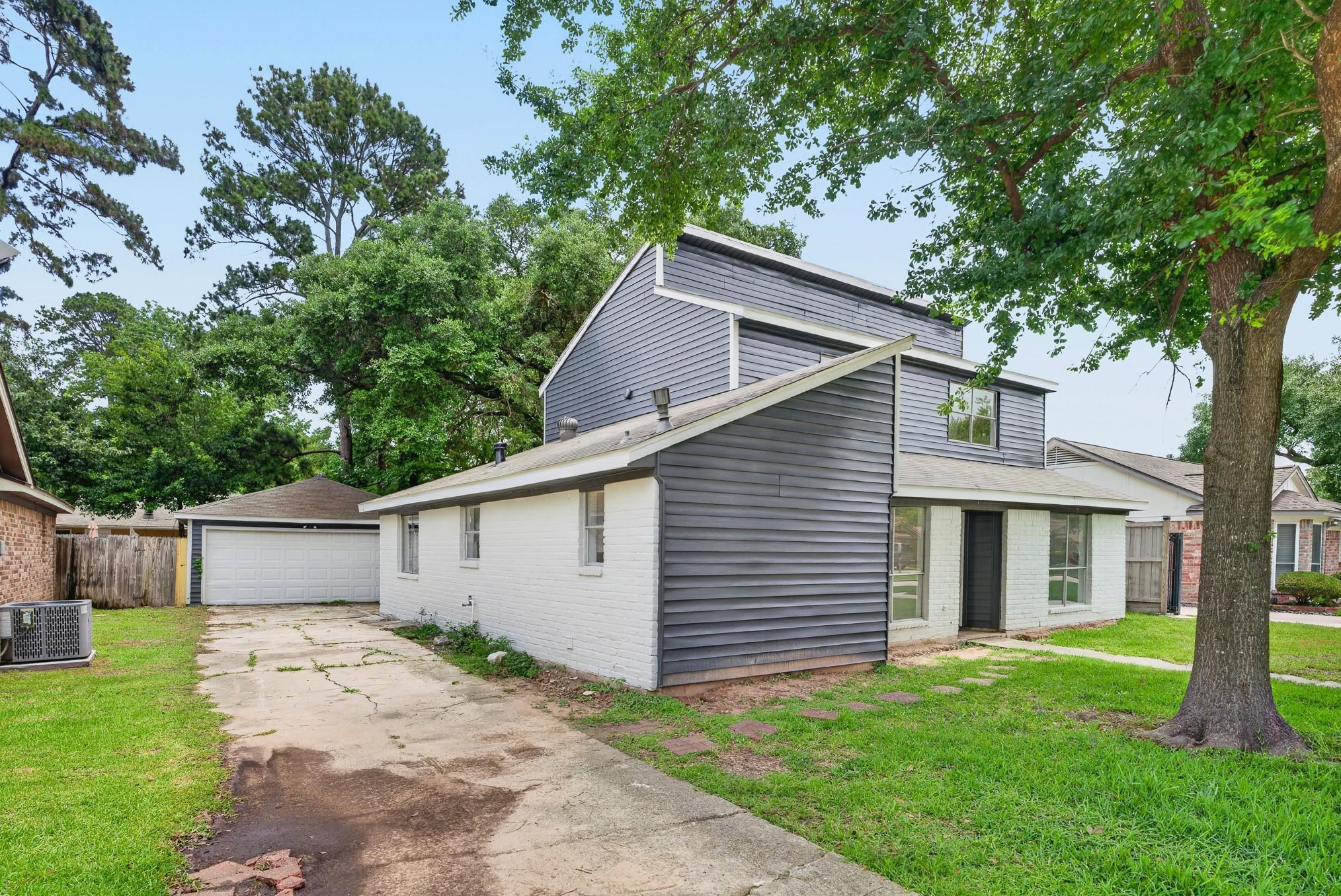 24106 Spring Mill Lane