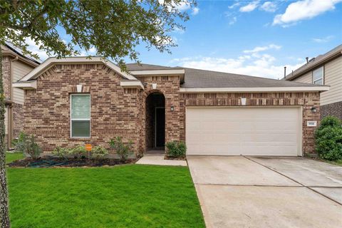 Photo of 5914 River Timber Trail, Humble, TX 77346 (MLS # 86828826)