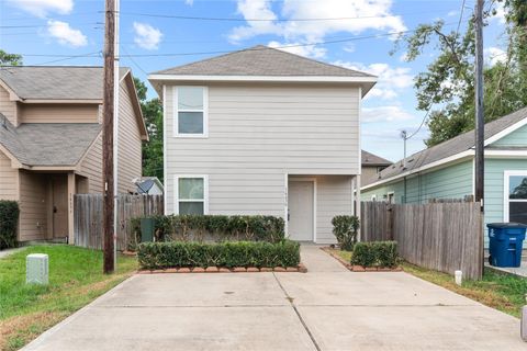 Photo of 16630 E Hammon, Montgomery, TX 77316 (MLS # 43271152)