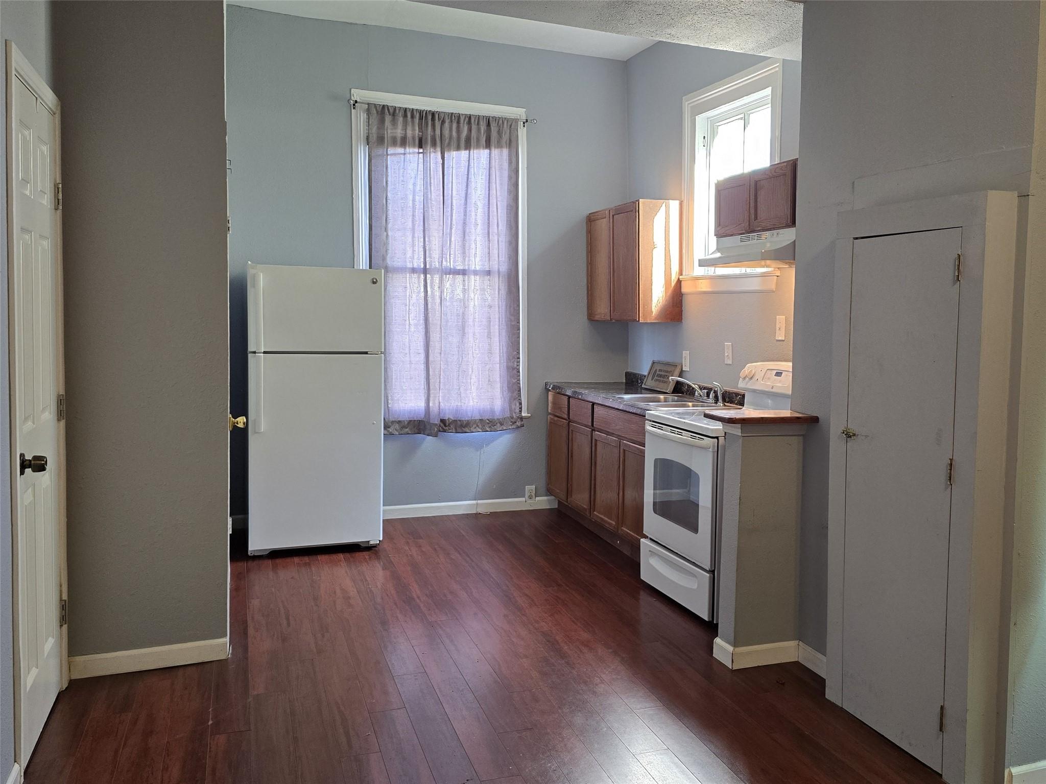 1614 Market Street 4