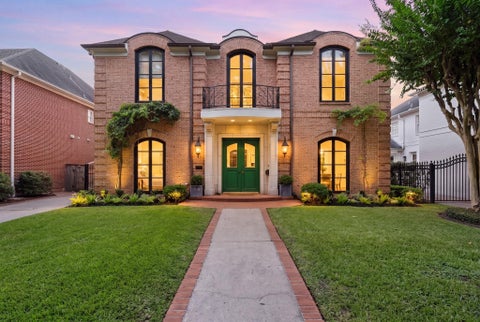 Photo of 3741 Robinhood Street, West University, TX 77005 (MLS # 94609832)