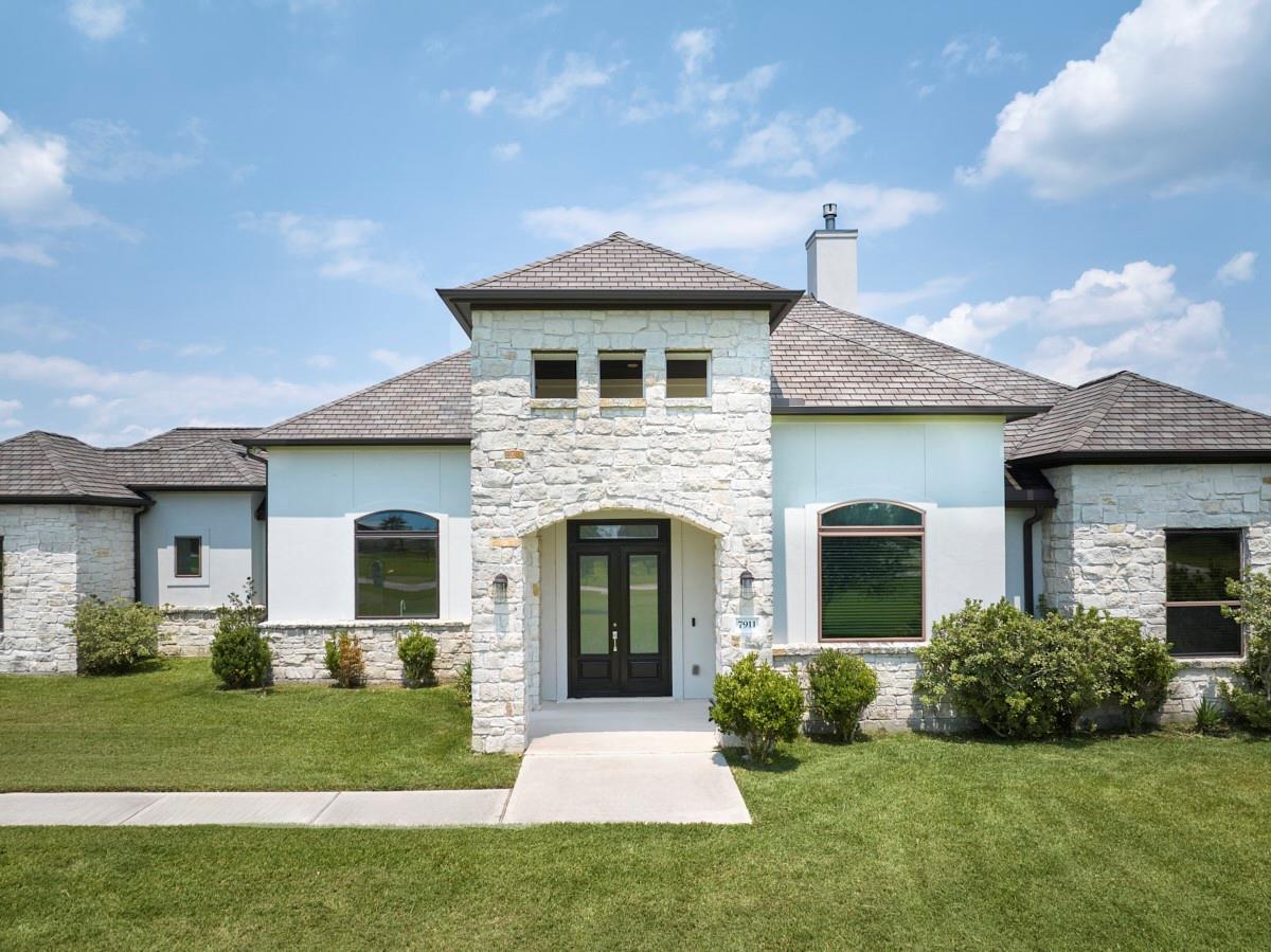 7911 Stratford Hall Drive