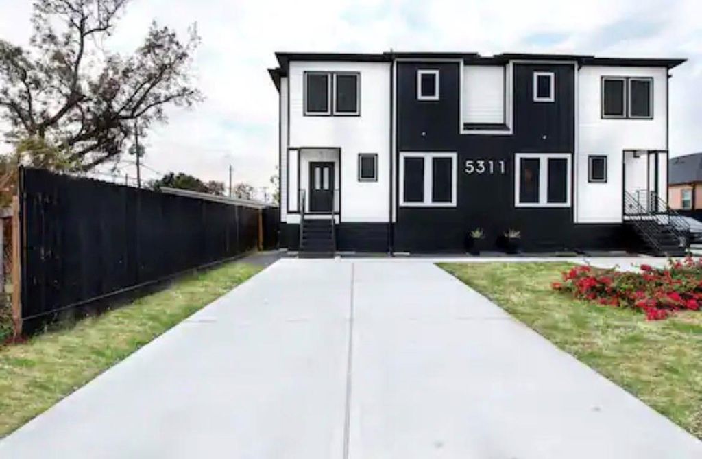 Photo of 5311 Liberty Road, Houston, TX 77026 (MLS # 15403596)