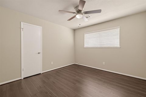 Tiny photo for 3907 Holly Green Court, Houston, TX 77339 (MLS # 4288123)