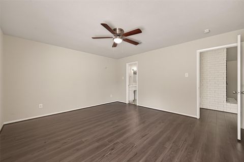 Tiny photo for 3907 Holly Green Court, Houston, TX 77339 (MLS # 4288123)