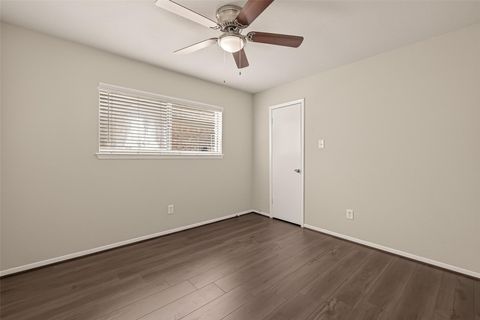Tiny photo for 3907 Holly Green Court, Houston, TX 77339 (MLS # 4288123)