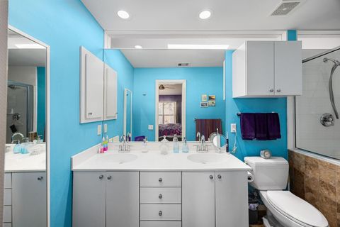 Tiny photo for 922 Andrews Street, Houston, TX 77019 (MLS # 12541788)