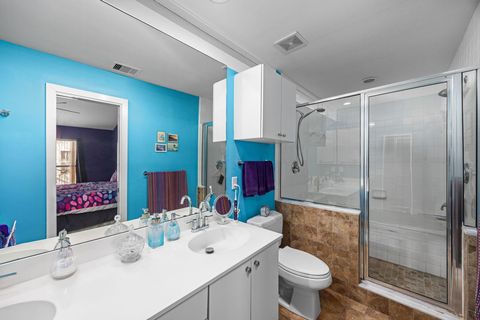 Tiny photo for 922 Andrews Street, Houston, TX 77019 (MLS # 12541788)