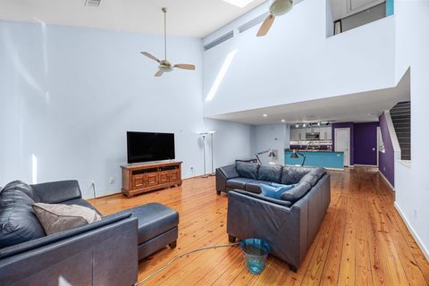 Tiny photo for 922 Andrews Street, Houston, TX 77019 (MLS # 12541788)