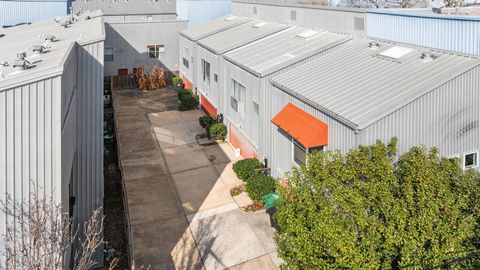 Tiny photo for 922 Andrews Street, Houston, TX 77019 (MLS # 12541788)