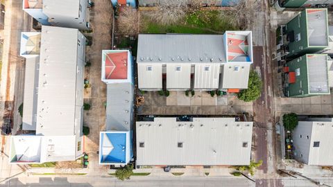 Tiny photo for 922 Andrews Street, Houston, TX 77019 (MLS # 12541788)