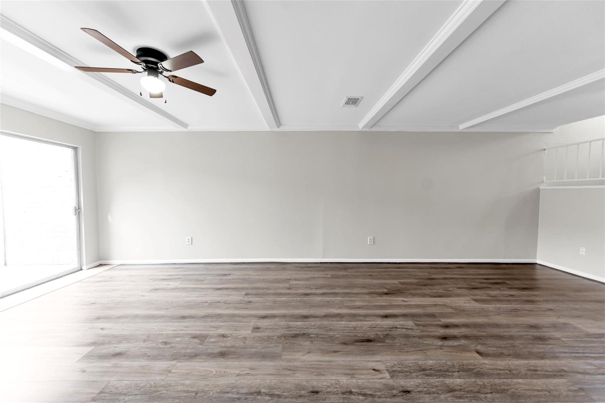 2904 Nottingham Lane