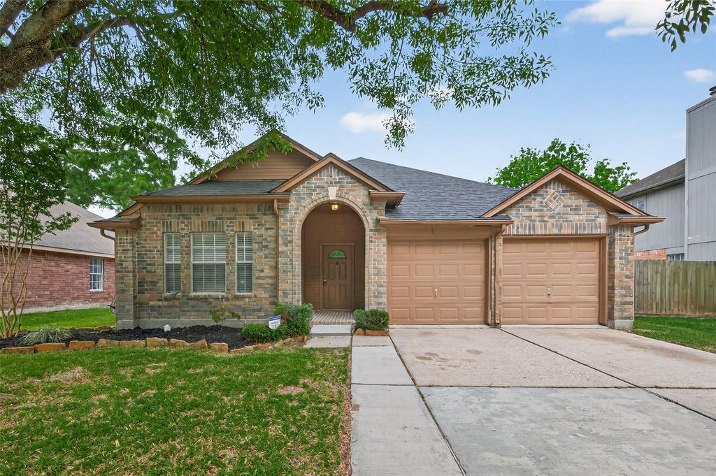 Photo of 18822 Yaupon Trail, Humble, TX 77346 (MLS # 15266776)
