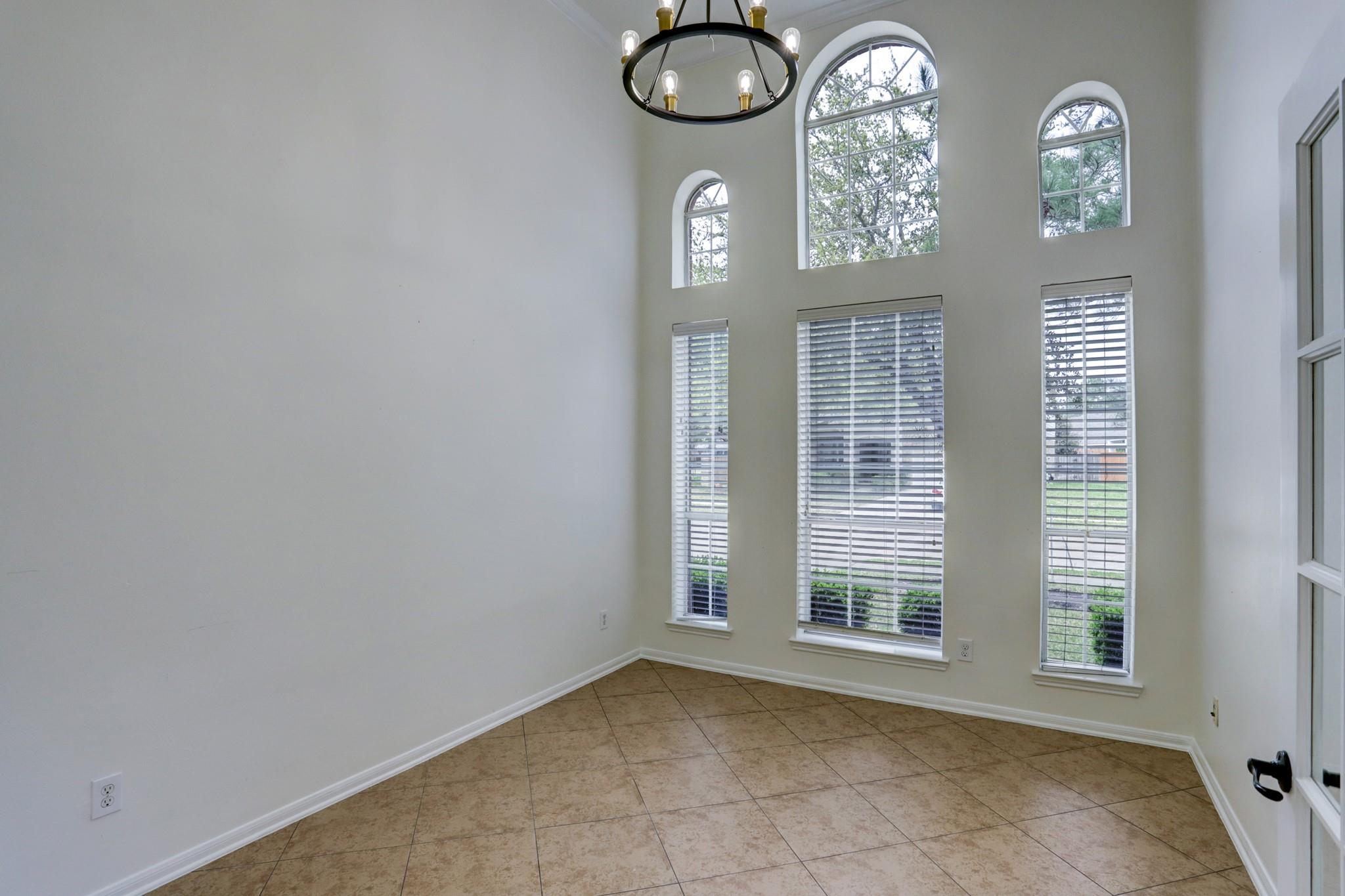 24823 Garnet Shadow Lane