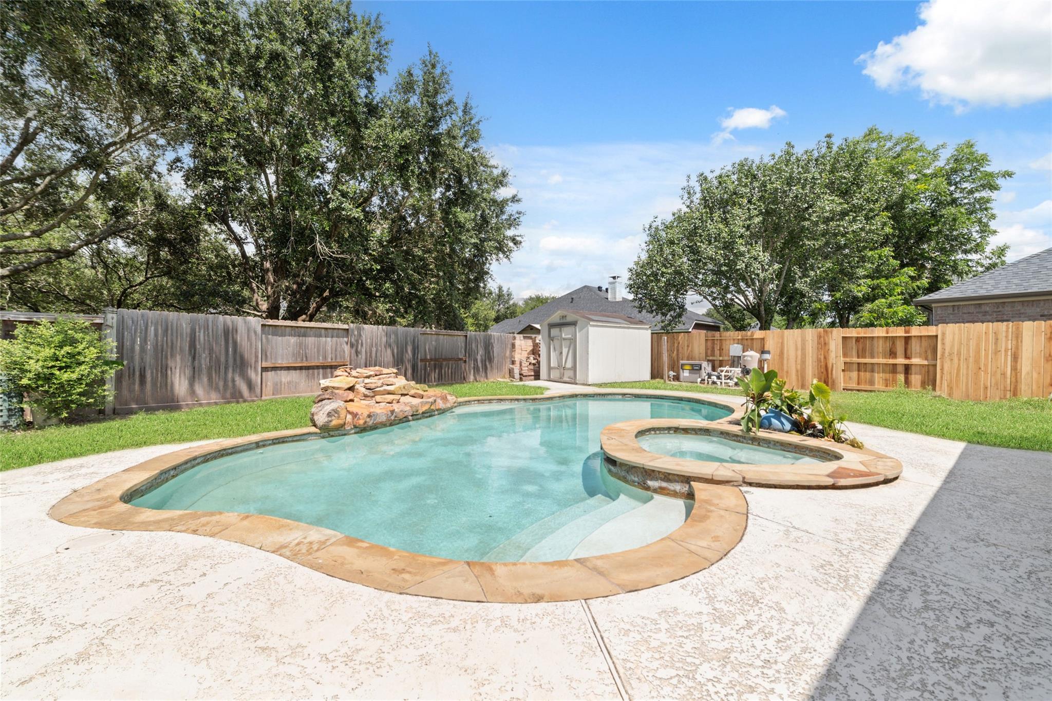 6207 Suncrest Court