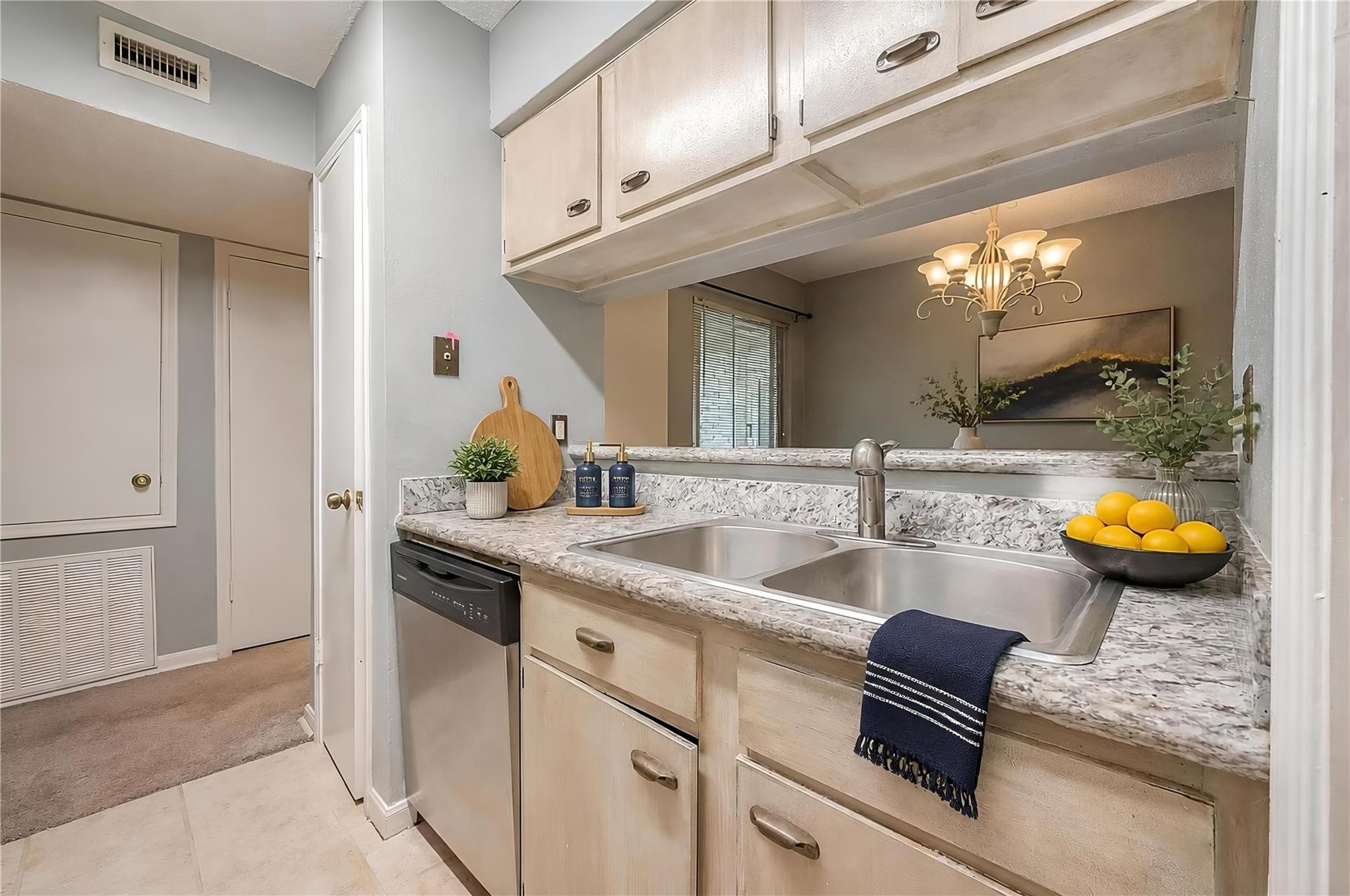 700 Thicket Lane 106