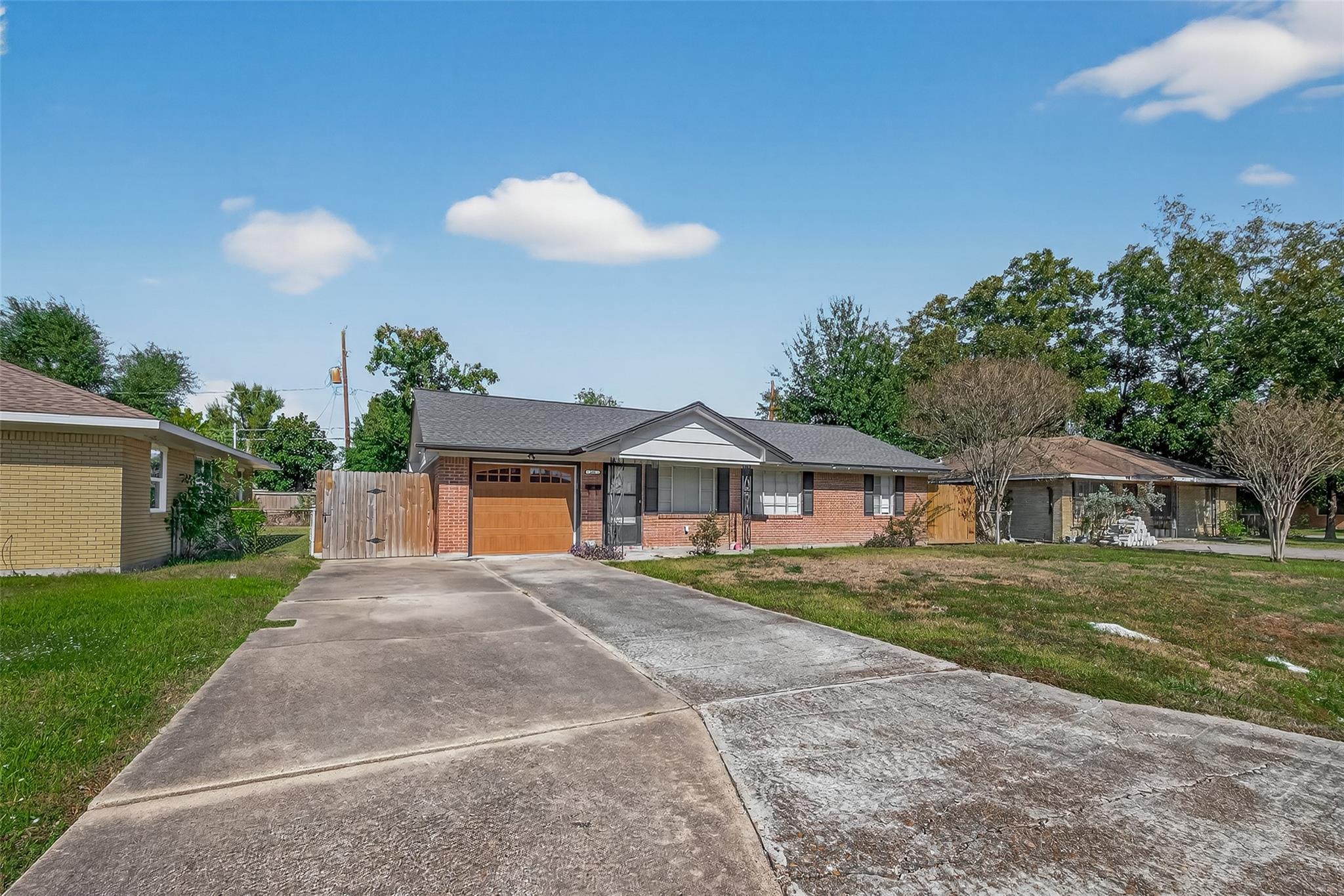 145 E Twickenham Trail