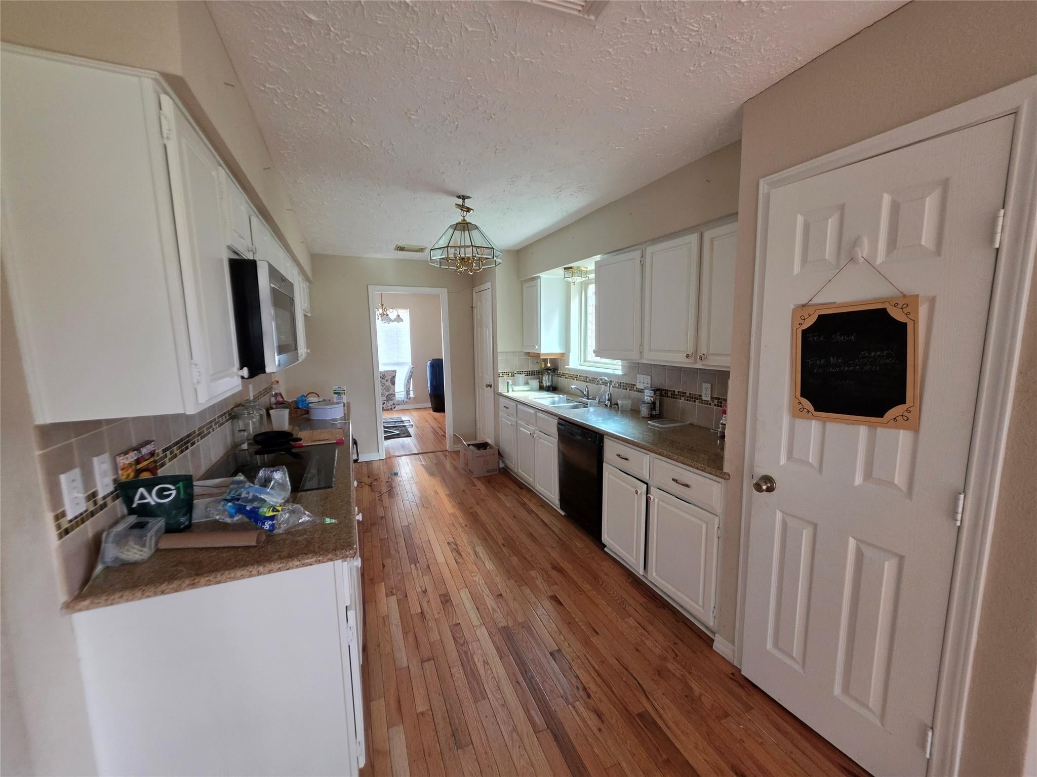 2810 Poplar Creek Lane