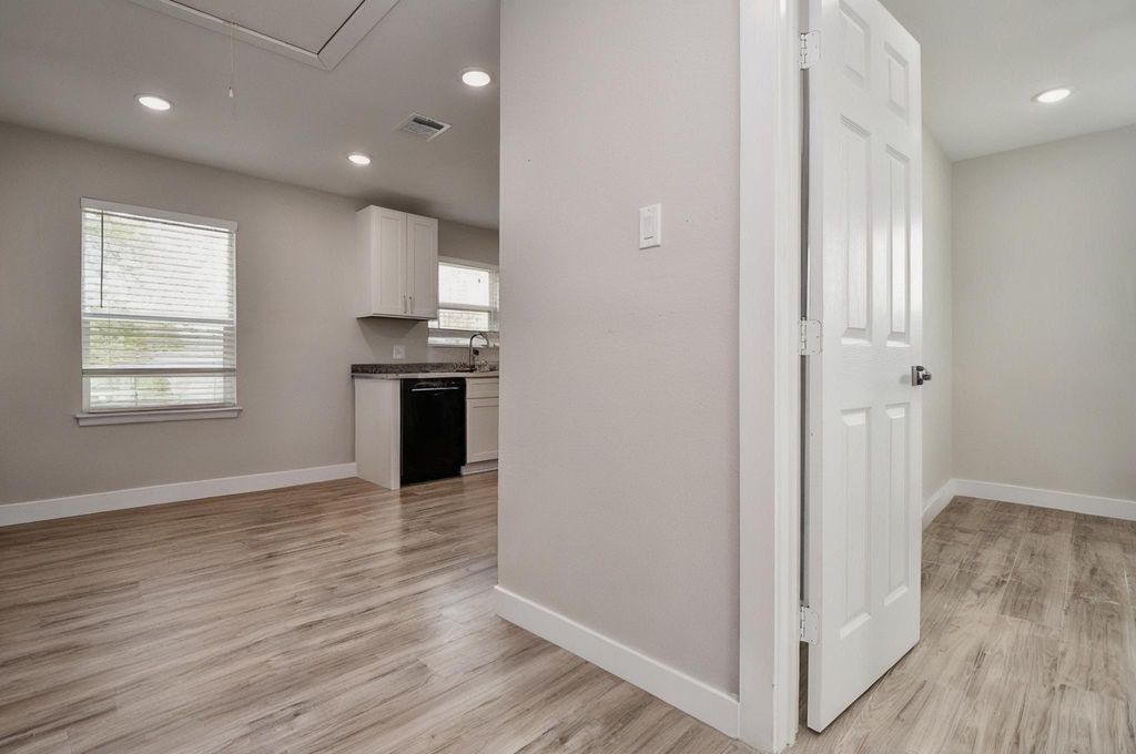 Photo of 5615 Barremore Street #B, Houston, TX 77023 (MLS # 23686890)