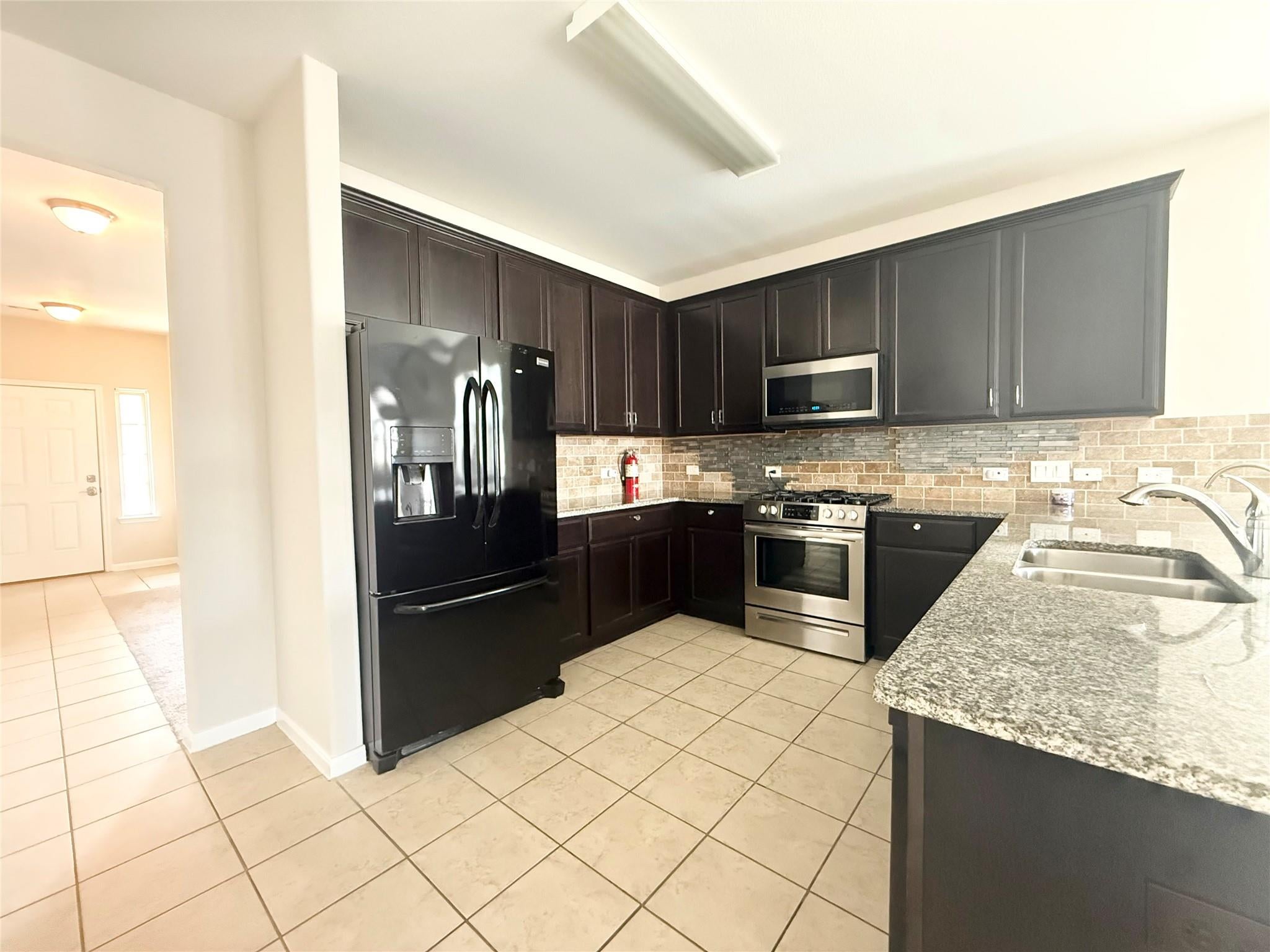 2407 Cactus Bend Drive