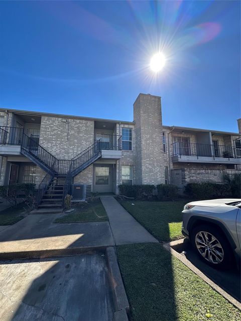 Photo of 6500 Sands Point Drive #404, Houston, TX 77074 (MLS # 51503029)