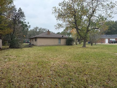 Tiny photo for 18303 Anne Drive, Webster, TX 77058 (MLS # 83659435)