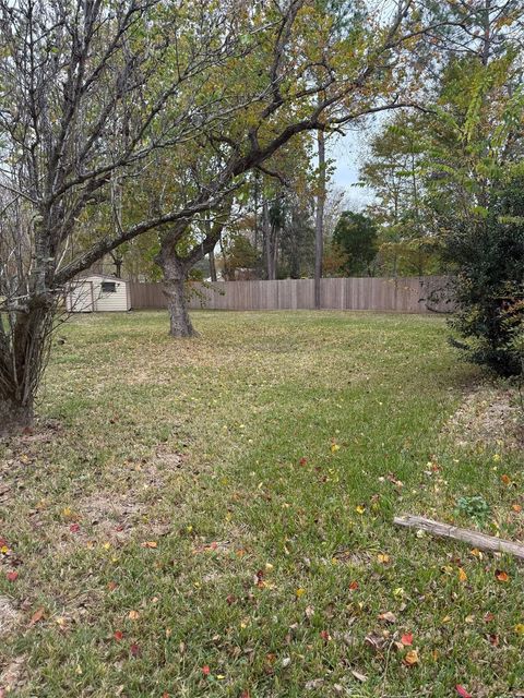 Tiny photo for 18303 Anne Drive, Webster, TX 77058 (MLS # 83659435)