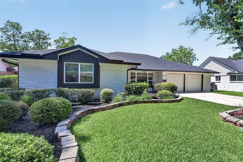 Photo of 1626 Seagate Lane, Houston, TX 77062 (MLS # 78450137)