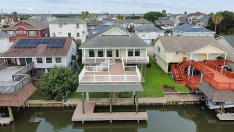 Photo of 10 N Flamingo Street, La Marque, TX 77568 (MLS # 33802761)