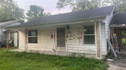 Photo of 4335 Dallas Street, Beaumont, TX 77703 (MLS # 79877148)