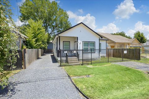 Photo of 3025 Drew Street, Houston, TX 77004 (MLS # 49584402)