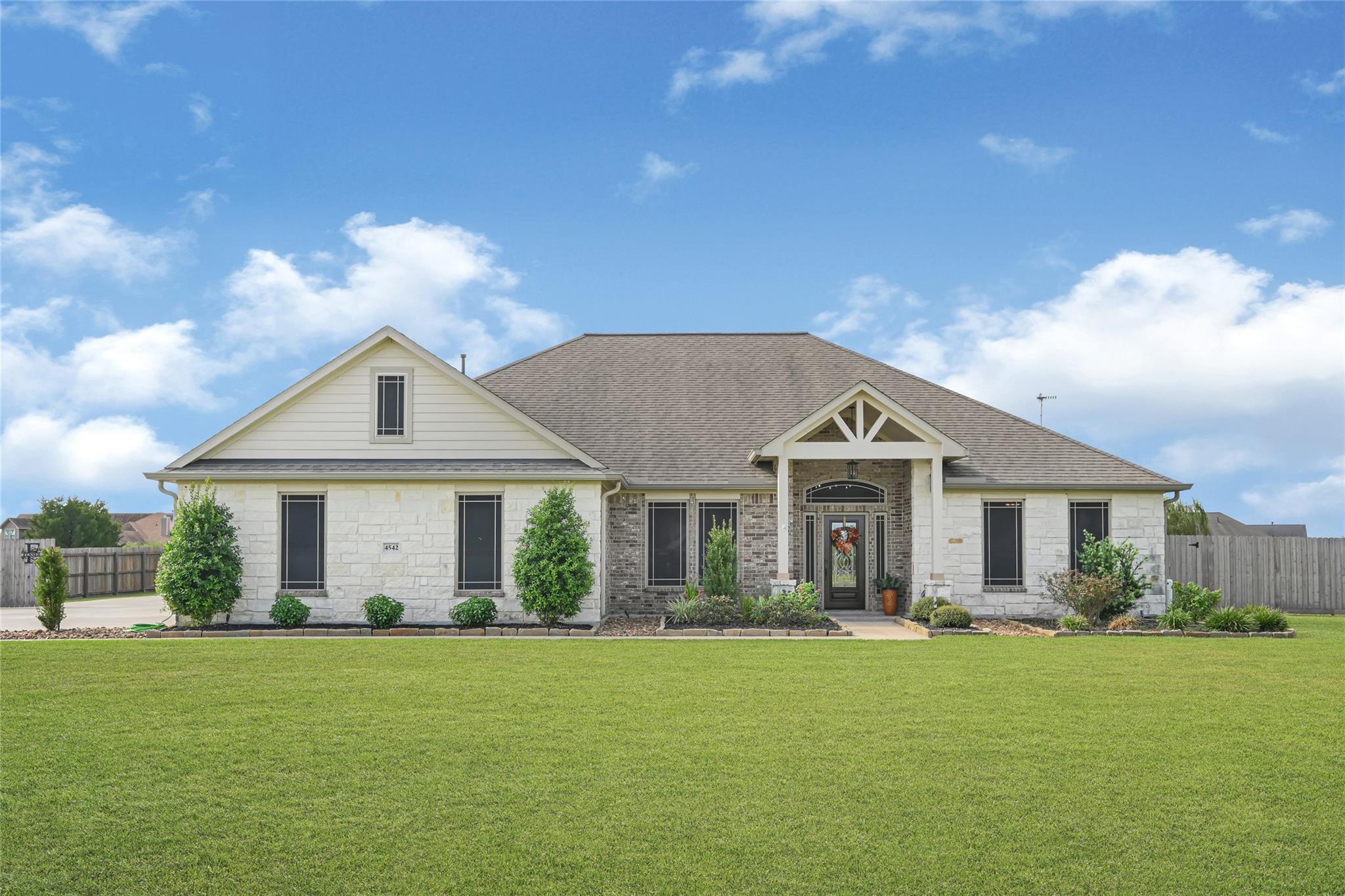 4542 Pineloch Bayou Drive