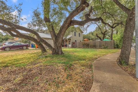 Photo of 13404 Saddlebrook Trail, Austin, TX 78729 (MLS # 33736027)